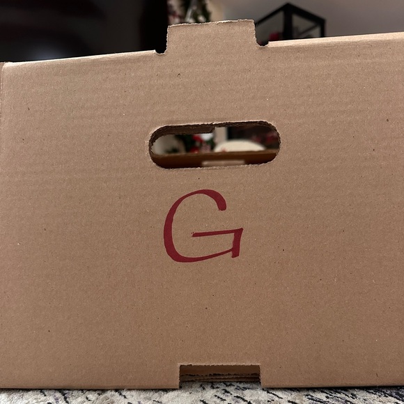 Soft Surroundings Long Sleeve
Silk Blend Velvet Blouse Women's
Size L, Green - Picture 5 of 5